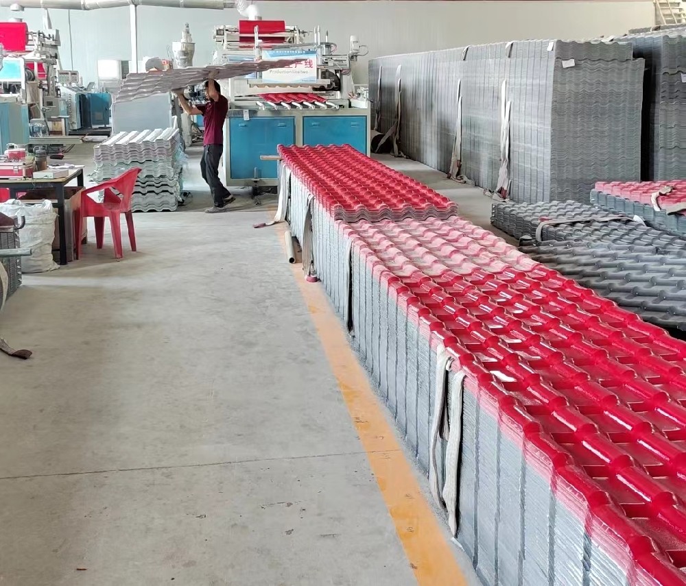 塑料瓦和樹脂瓦的區別？哪個更好更耐用